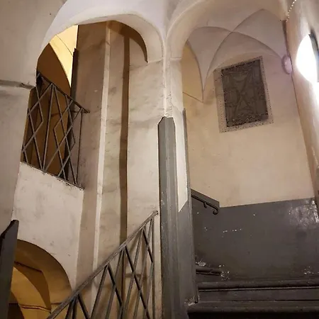 61 Piazza Cavour *