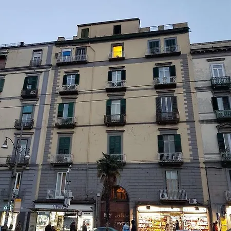 61 Piazza Cavour *